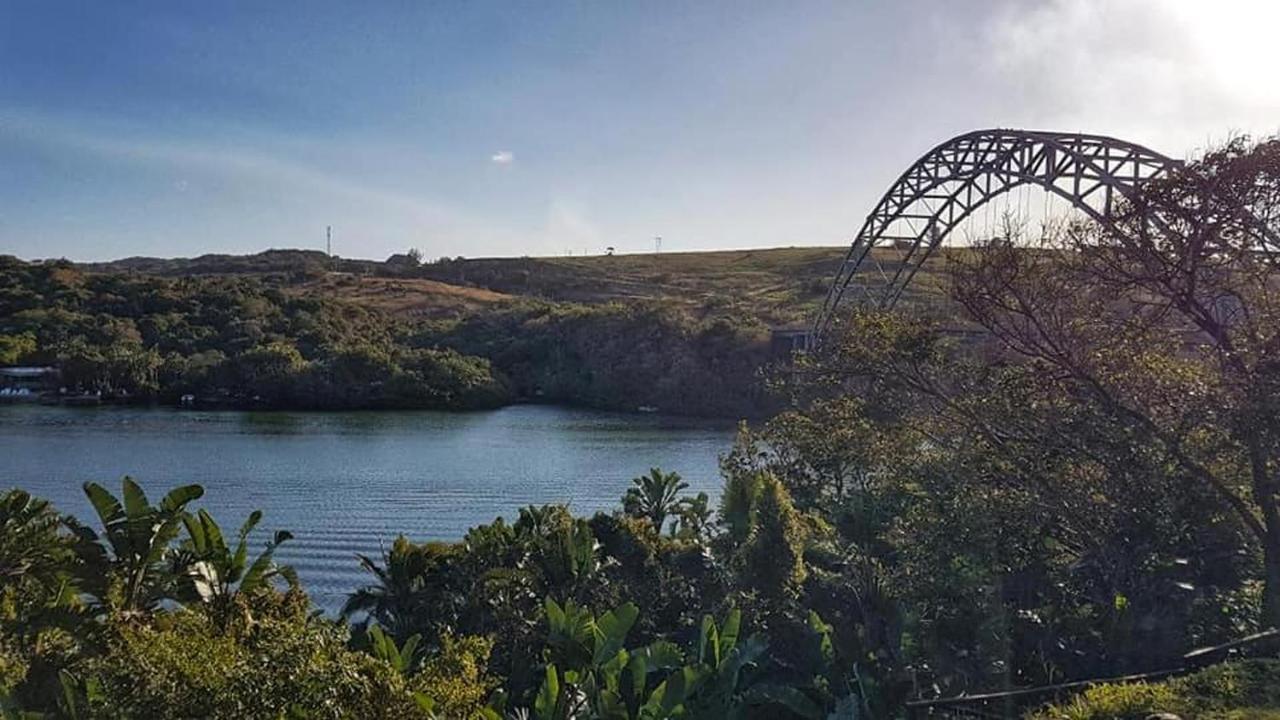 Caribbean Estates Lakeview Villa Port Edward Esterno foto