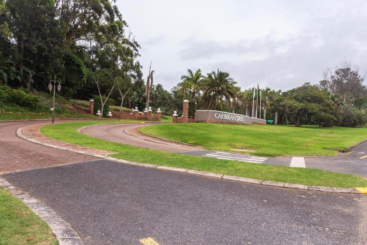 Caribbean Estates Lakeview Villa Port Edward Esterno foto