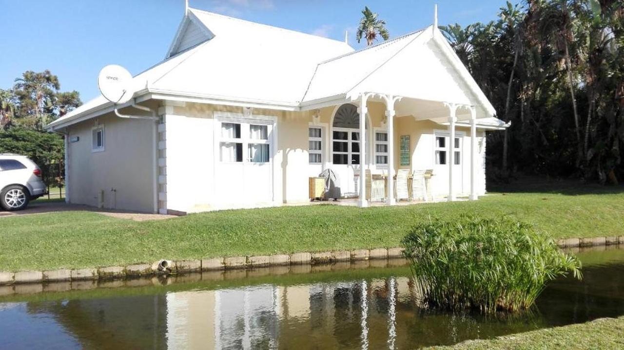 Caribbean Estates Lakeview Villa Port Edward Esterno foto